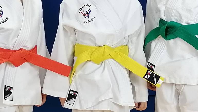 Ako sa viaže obi (opasok)